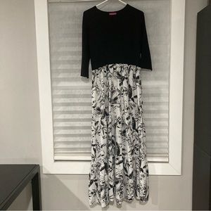 Black and White Maxi Dress size XS